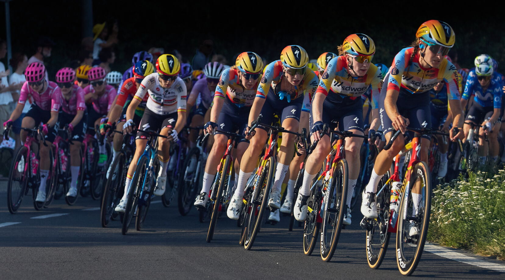Tour de France Femmes peloton